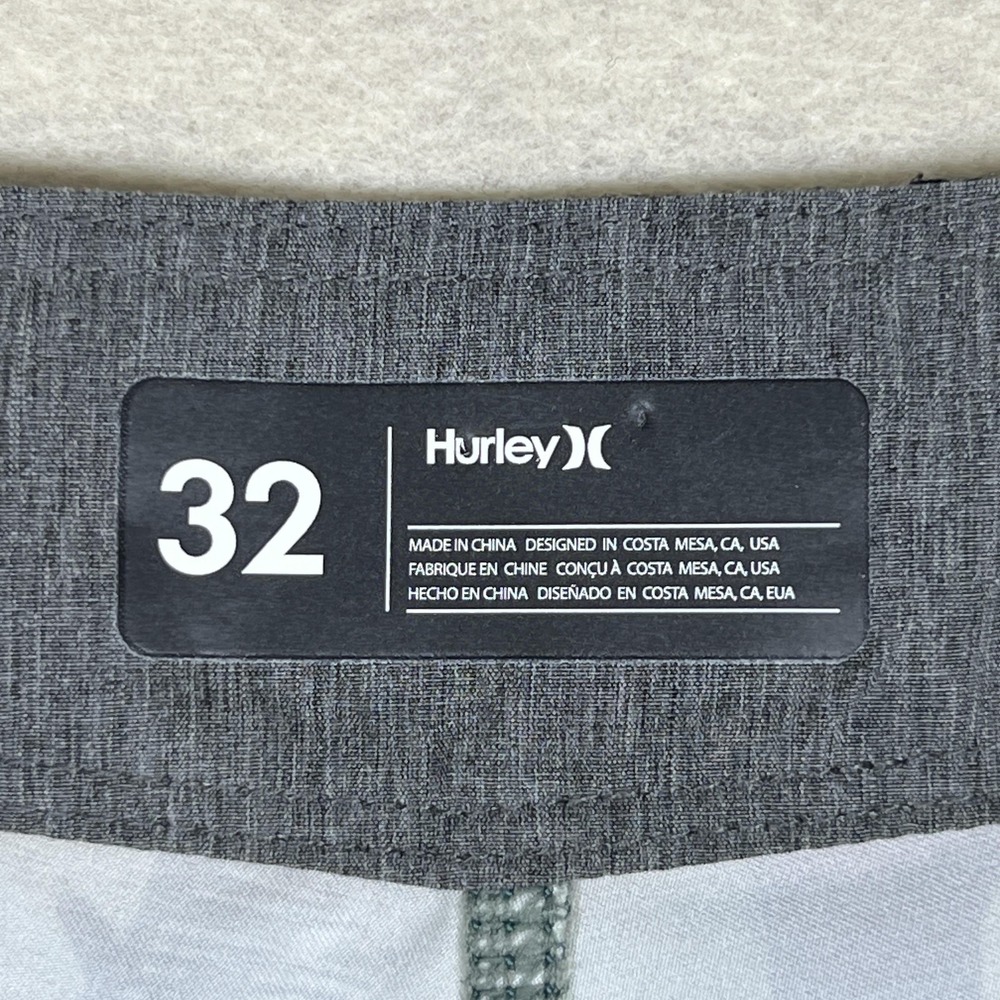 Hurley Shorts Mens 32 Black Phantom Boardshorts Hawaiian Floral Tropical CZ5974‎ - Picture 2 of 9